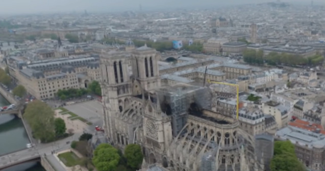 CJ Cluj da 100.000 de lei pentru reconstructia catedralei Notre-Dame