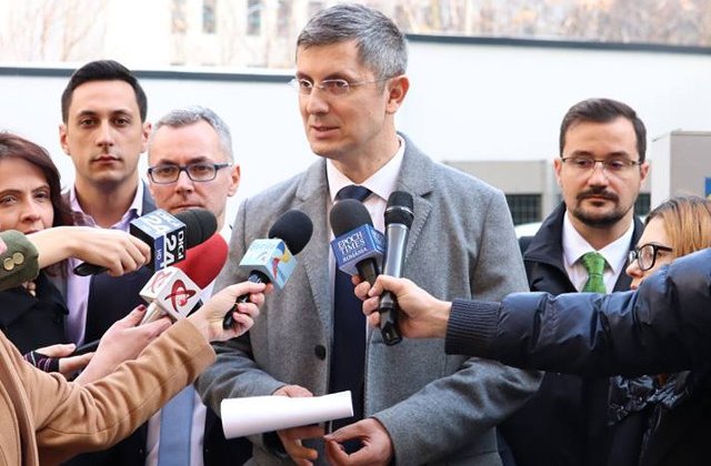 Barna: Eugen Nicolicea este un real pericol pentru siguranta familiilor noastre si pentru sistemul juridic din Romania