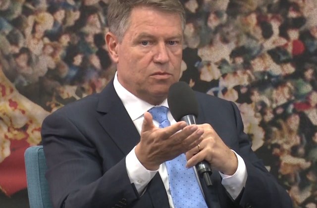 Klaus Iohannis: Avem un analfabetism care merge in profunzime, avem persoane publice care au dificultati in a se exprima