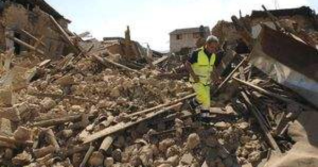 Italia: Bilantul celui mai puternic cutremur din ultimii zece ani a ajuns la 207 morti