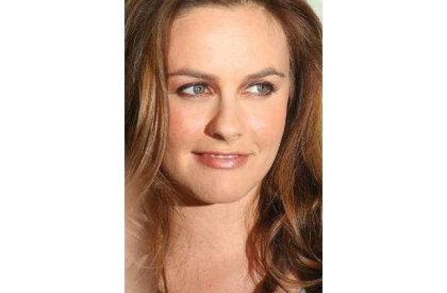 Alicia Silverstone are propria linie de produse cosmetice ecologice