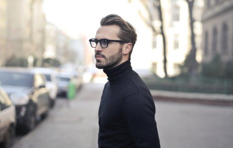  Top  10 semne care indica stima de sine scazuta a unui barbat