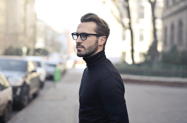 10 semne care indica stima de sine scazuta a unui barbat