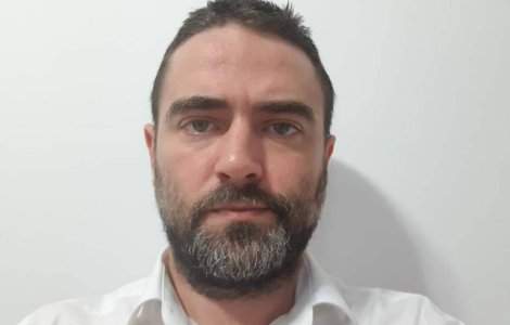 Plesoianu, despre gestul lui Iohannis: Avand in vedere ca nu il revoci pe Lazar, faptul ca il decorezi pe Iulius Filip e doar un gest cinic