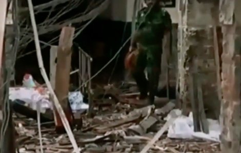 158 de oameni au fost ucisi in sase explozii produse in cursul noptii in hoteluri si biserici din Sri Lanka