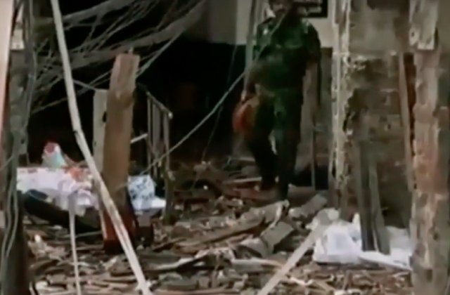 158 de oameni au fost ucisi in sase explozii produse in cursul noptii in hoteluri si biserici din Sri Lanka