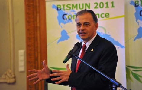 Vanghelie: Mircea Geoana trebuie reprimit in PSD