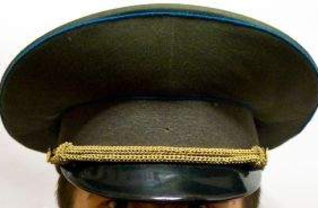 Militarii in rezerva au protestat in Piata Victoriei