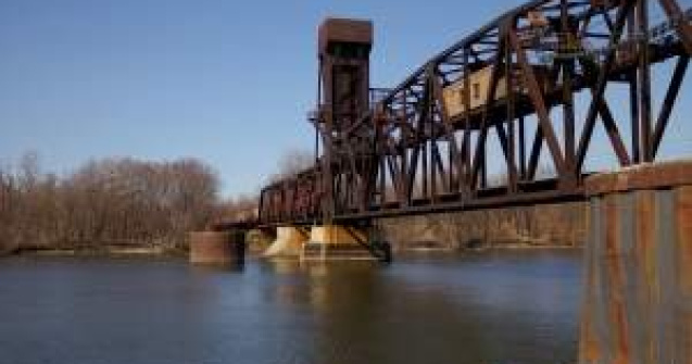 Cehia: Pod de cale ferata de 10 tone, furat in timpul zilei