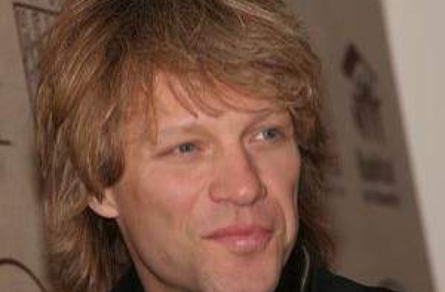 ROCKING Zvon: Bon Jovi si Guns N&#8217;Roses in Romania