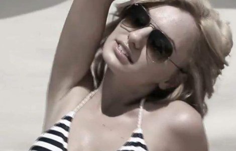 Alexandra Stan, in topul FHM al "Celor mai sexy 100 de femei din lume"