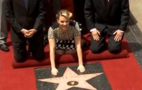  Video  Scarlett Johansson a primit o stea pe Walk of Fame