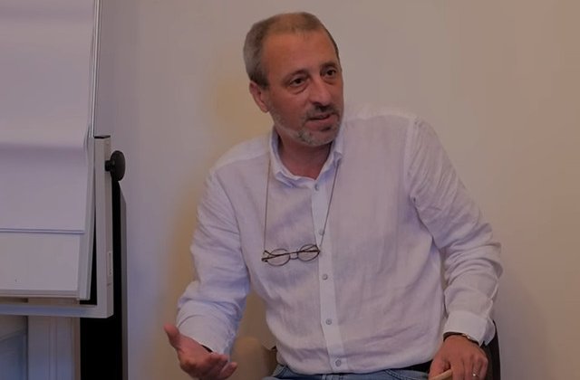 Liviu Avram: Ei sperau ca scapa cu totii, cum spunea Vosganian. Ori scapam cu totii, ori murim toti