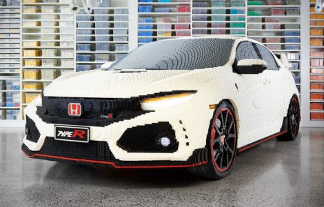 Lego a construit un Civic Type R in marime naturala: Hot Hatch-ul este fabricat din peste 320.000 de piese