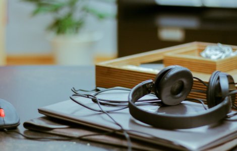 Cinci dispozitive de care ai nevoie pentru biroul de acasa