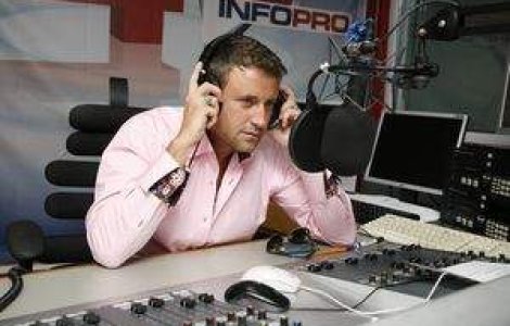 Catalin Botezatu le considera kitschoase pe fetele de la Pussycat Dolls