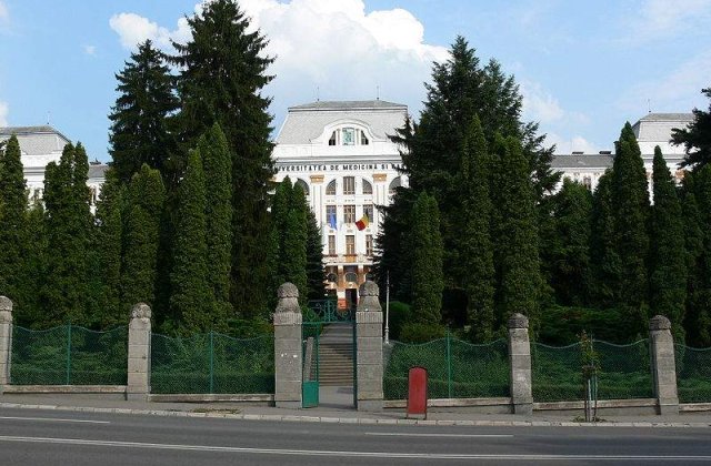 Sectia maghiara de la UMF Targu Mures, blocata in instanta