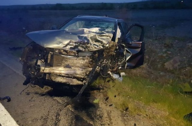 Accident grav in judetul Cluj: un baiat de cinci ani si o fetita de 11 luni au decedat, mama lor e in stare critica