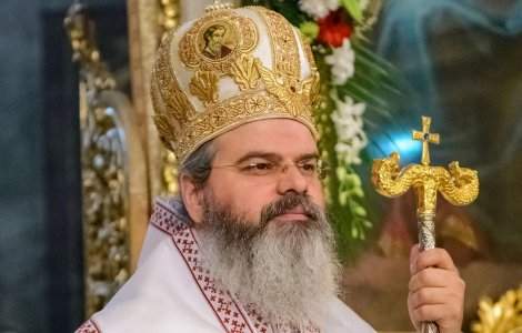 Episcopul Husilor: Traim vremurile unui totalitarism al progresistilor, ce arunca la cosul de gunoi al istoriei valorile traditionale