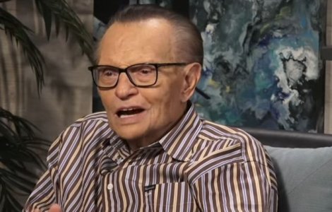 Jurnalistul Larry King ar fi suferit un atac de cord/ VIDEO