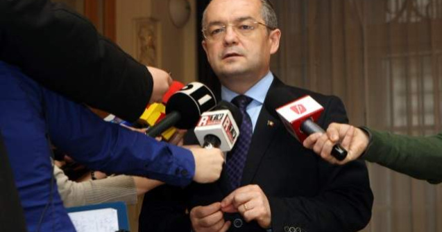 Zece sfaturi de la fostul premier Boc pentru Guvernul Ponta