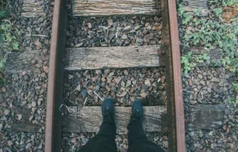 Trei tineri au murit loviti de tren in timp ce isi faceau selfie-uri pe calea ferata
