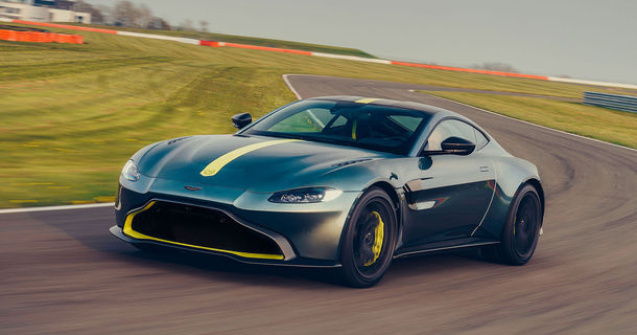 Manuala nu moare: Aston Martin Vantage AMR ofera 510 CP si o transmisie manuala cu 7 trepte