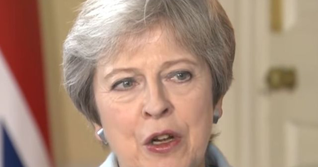 Scurgeri de informatii privind Huawei. Ministrul Apararii, demis de Theresa May