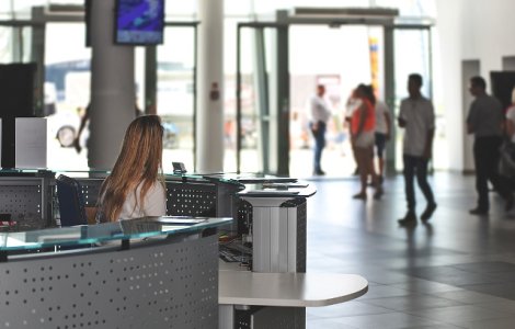 Federatia Patronatelor din Turism spune ca Romania pierde 5 miliarde de euro din cauza lipsei fortei de munca in hotelurile de pe litoral