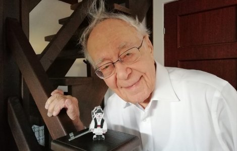 Mihai Sora, mesaj inedit catre Tarom: Robotelul dumitale nu-mi ingaduie sa scriu 1916 la anul nasterii