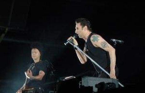 Au mai ramas doar 6000 de bilete pentru concertul Depeche Mode