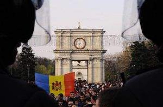 AFP: O noua manifestatie va avea loc vineri la Chisinau. Rusia face un apel la UE