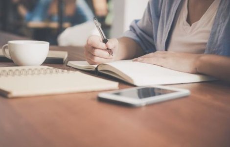  Top  10+ forme de plural gresite, folosite tot mai des de romani