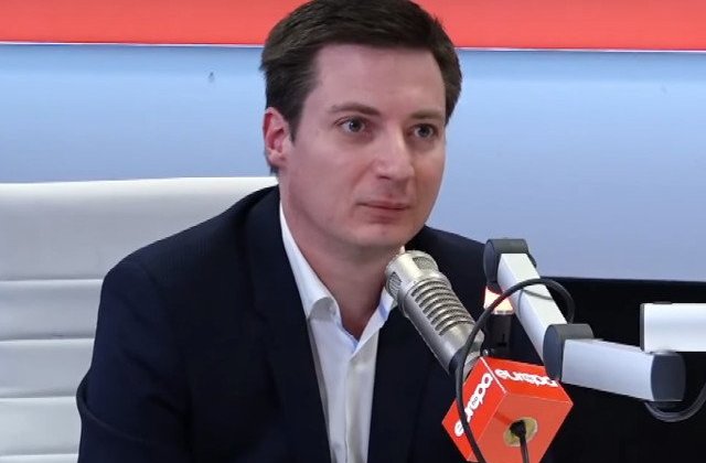 Andrei Caramitru: Vina pentru supravietuirea PSD/ALDE este la agentiile de rating
