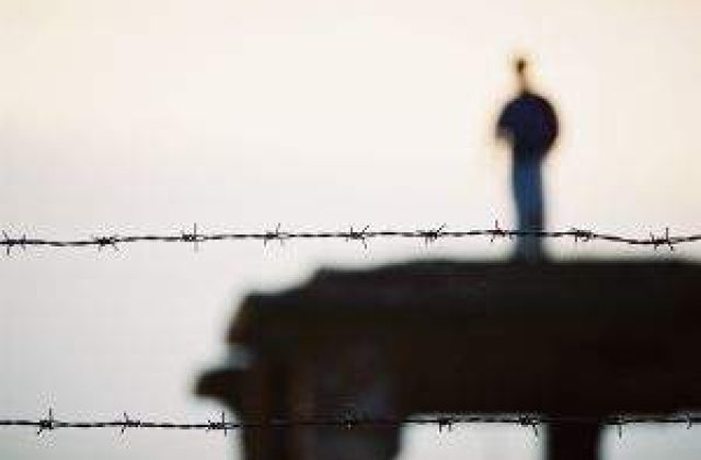 Doi detinuti au evadat de la Penitenciarul Focsani