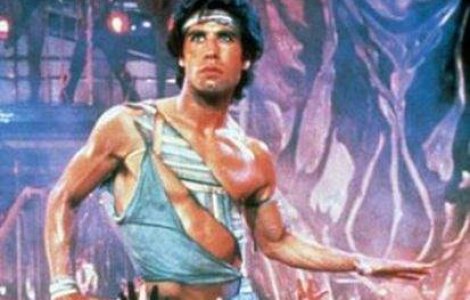 Acuzatiile de hartuire sexuala contra lui Travolta iau amploare