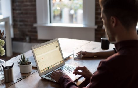 Studiu: Trei sferturi dintre angajatii romani sunt nemultumiti de locul lor de munca