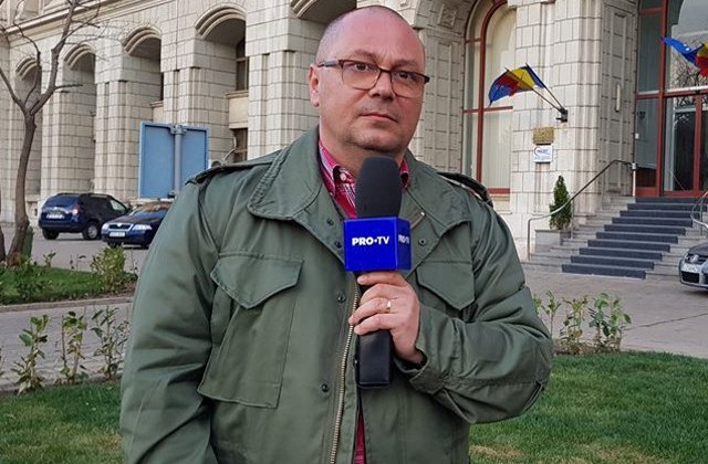 Jurnalistii Ionela Arcanu si Ovidiu Oanta sunt acreditati din nou la Ministerul Justitiei