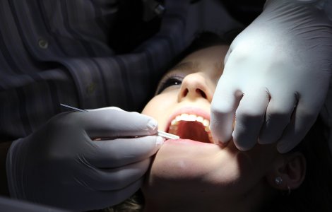5 motive pentru care este recomandat sa mergi la un consult stomatologic