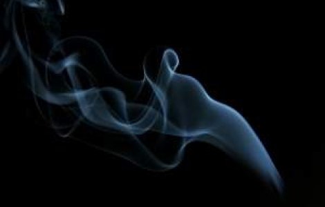 Romanii se lasa de fumat