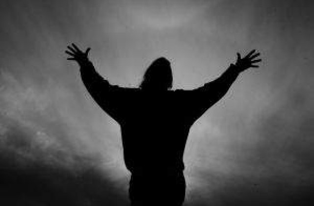 Sile Camataru a parasit legal tara