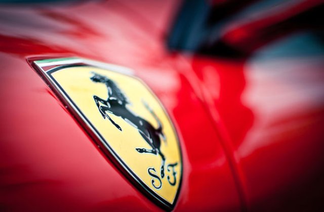 Ferrari confirma: un supercar cu propulsie hibrida va fi lansat pana la sfarsitul lunii mai 2019