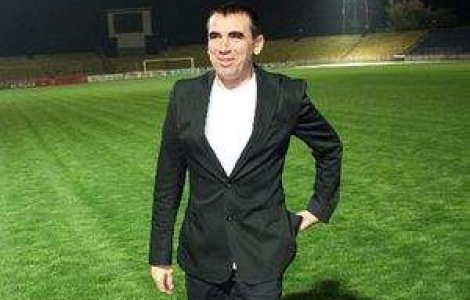 Patronul FC Arges, retinut pentru dare de mita