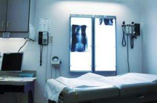 Guvernul ar putea da bani pentru tratamentul lui Serban Ionescu