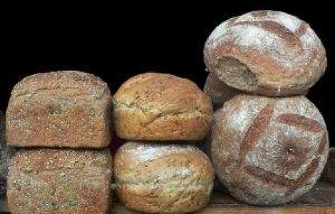 Un TVA mai mic la paine nu afecteaza pretul, dar reduce evaziunea