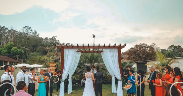  Top  10 greseli pe care le fac invitatii la o nunta, din perspectiva unui organizator de nunti