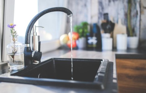 Bucurestenii risca sa ramana fara apa calda, daca nu se rezolva problema datoriilor catre Romgaz