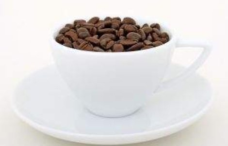 Consumul regulat de cafea reduce riscul decesului la adulti
