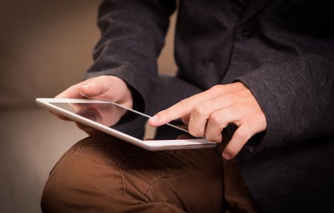 Stock Busters: reduceri de peste 50% la telefoane, tablete & gadgeturi
