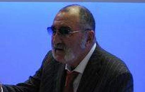 Operatiune anti-Tiriac: Familia lui Nadal il vrea pe fostul tenisman afara din Madrid